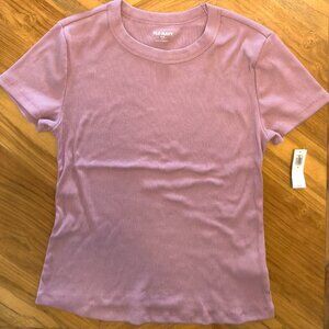 Old Navy Snug Crop T-Shirt in dusty mauve. Women's medium.